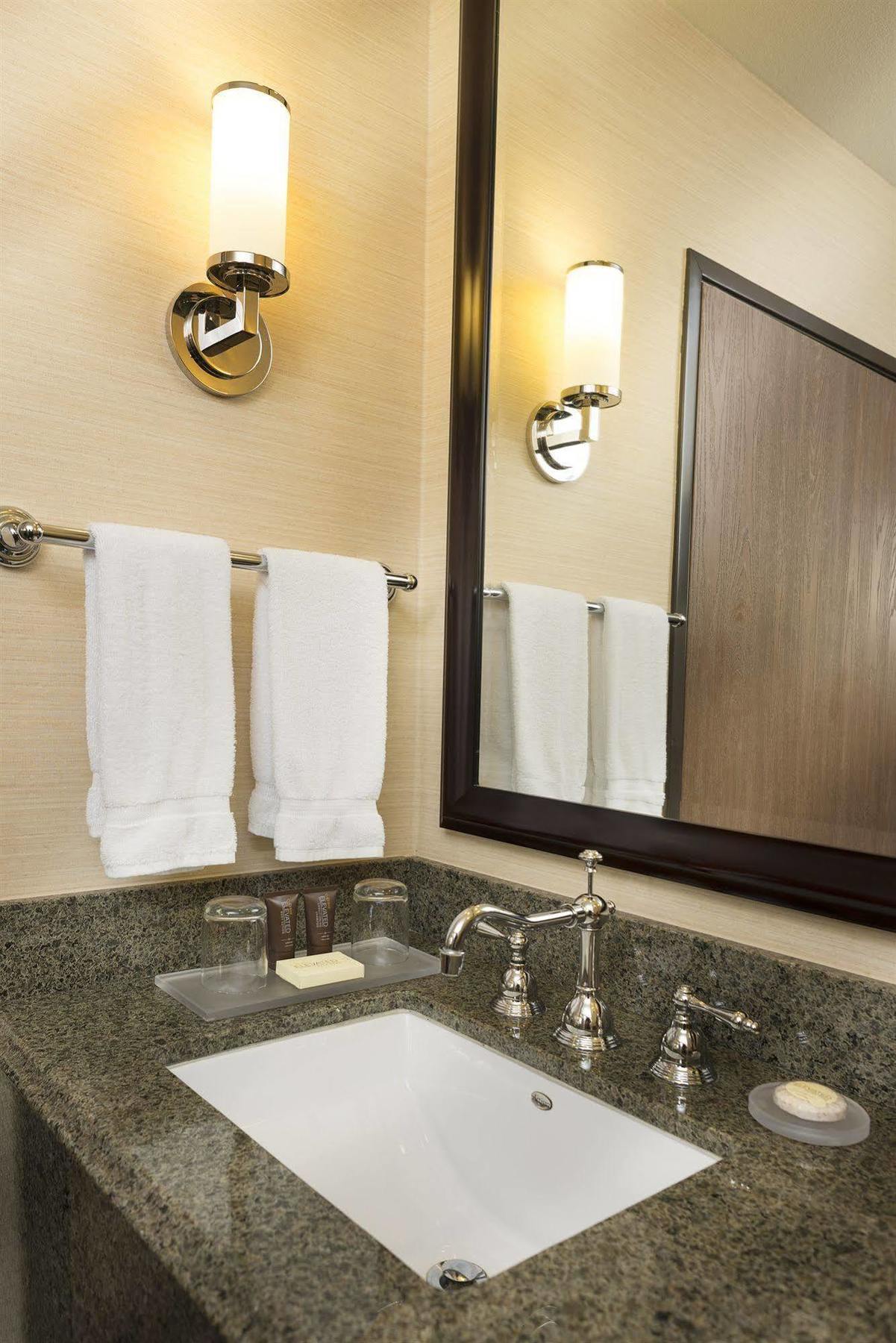Ayres Suites Yorba Linda/Anaheim Hills Exteriör bild